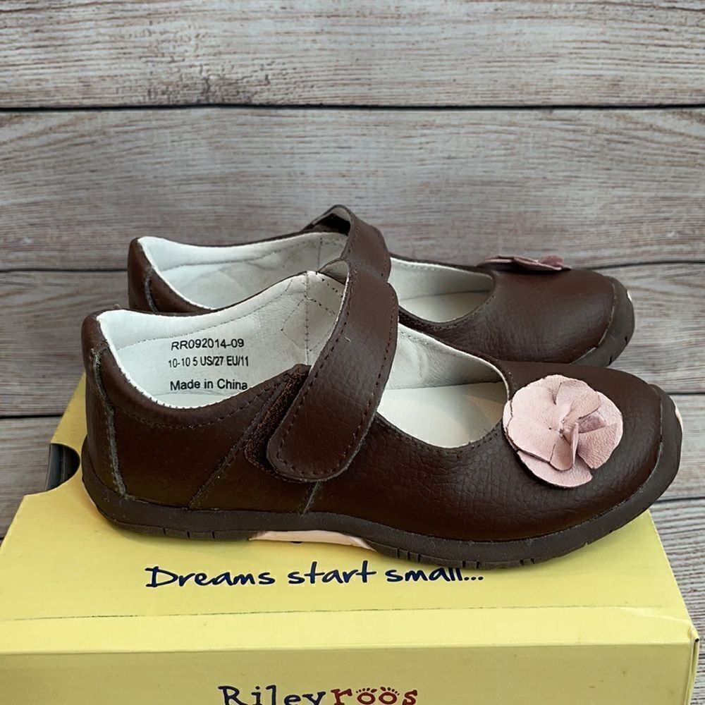 Mary Jane Style Shoes - Picture 4 of 7